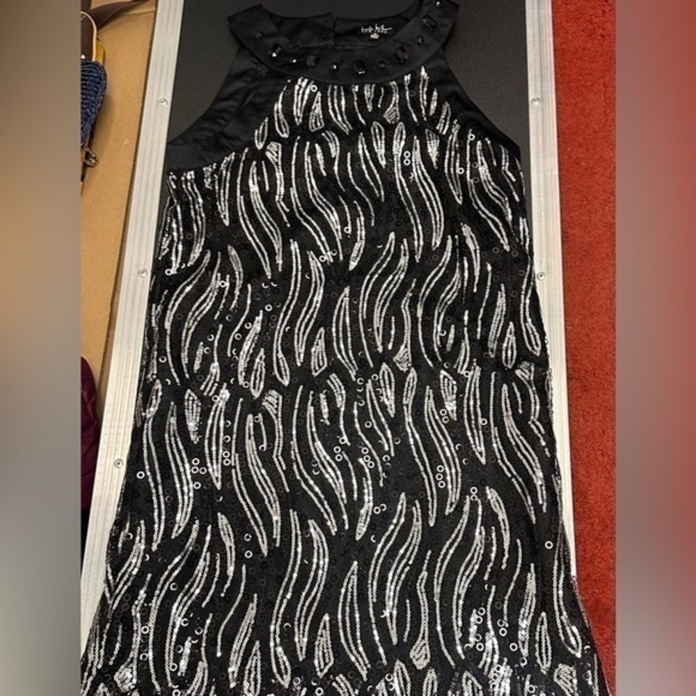 Nicole Miller black and silver sequin short sleeve holiday dress girls size 16